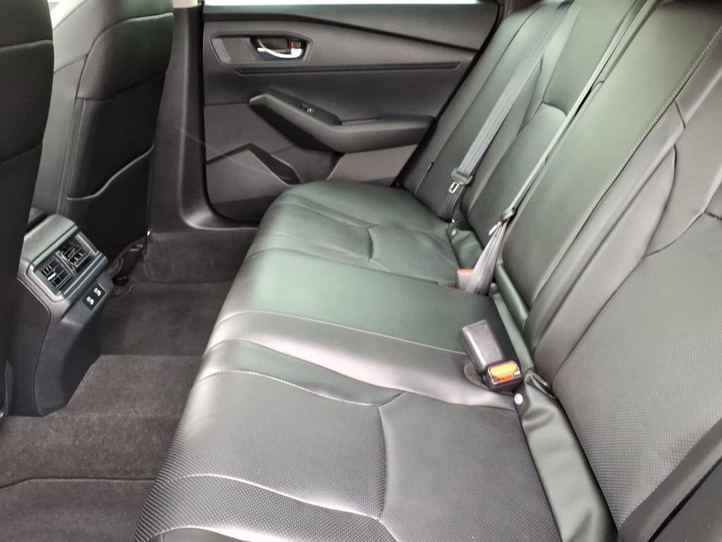 Used 2023 Honda Accord EX-L image 17