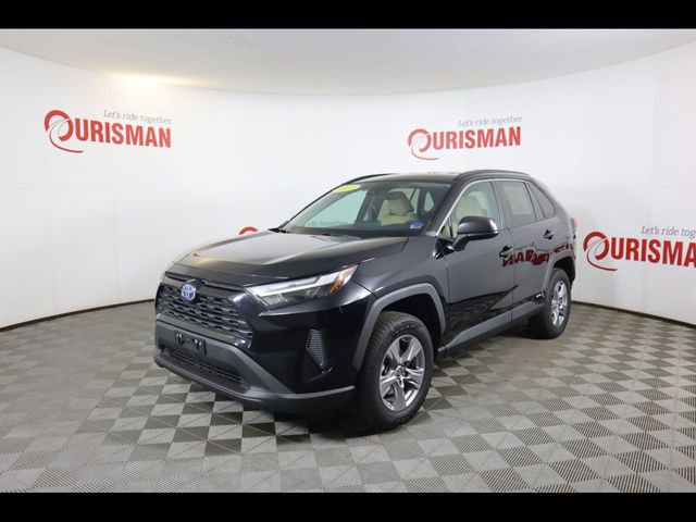 Used 2023 Toyota RAV4 LE image 4