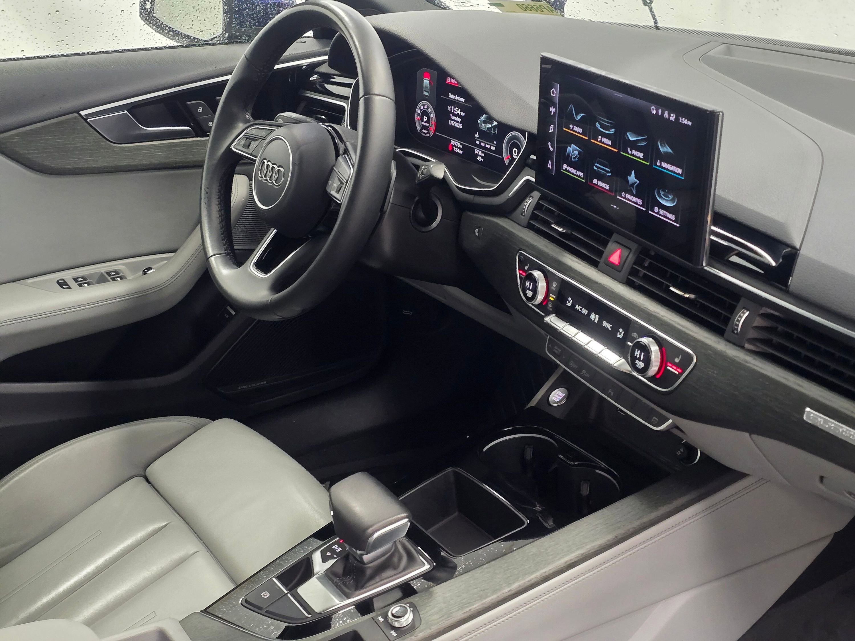 Used 2022 Audi A4 2.0T Premium Plus w/ Premium Plus Package image 28