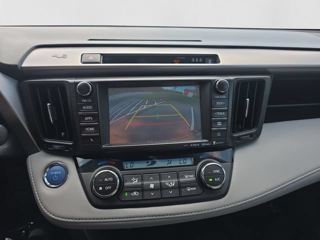 Used 2018 Toyota RAV4 Limited AWD/4WD image 16