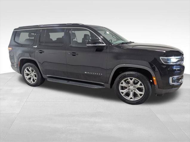Certified 2022 Jeep Wagoneer Series II w/ Rear Seat Video Group 1 AWD/4WD image 2