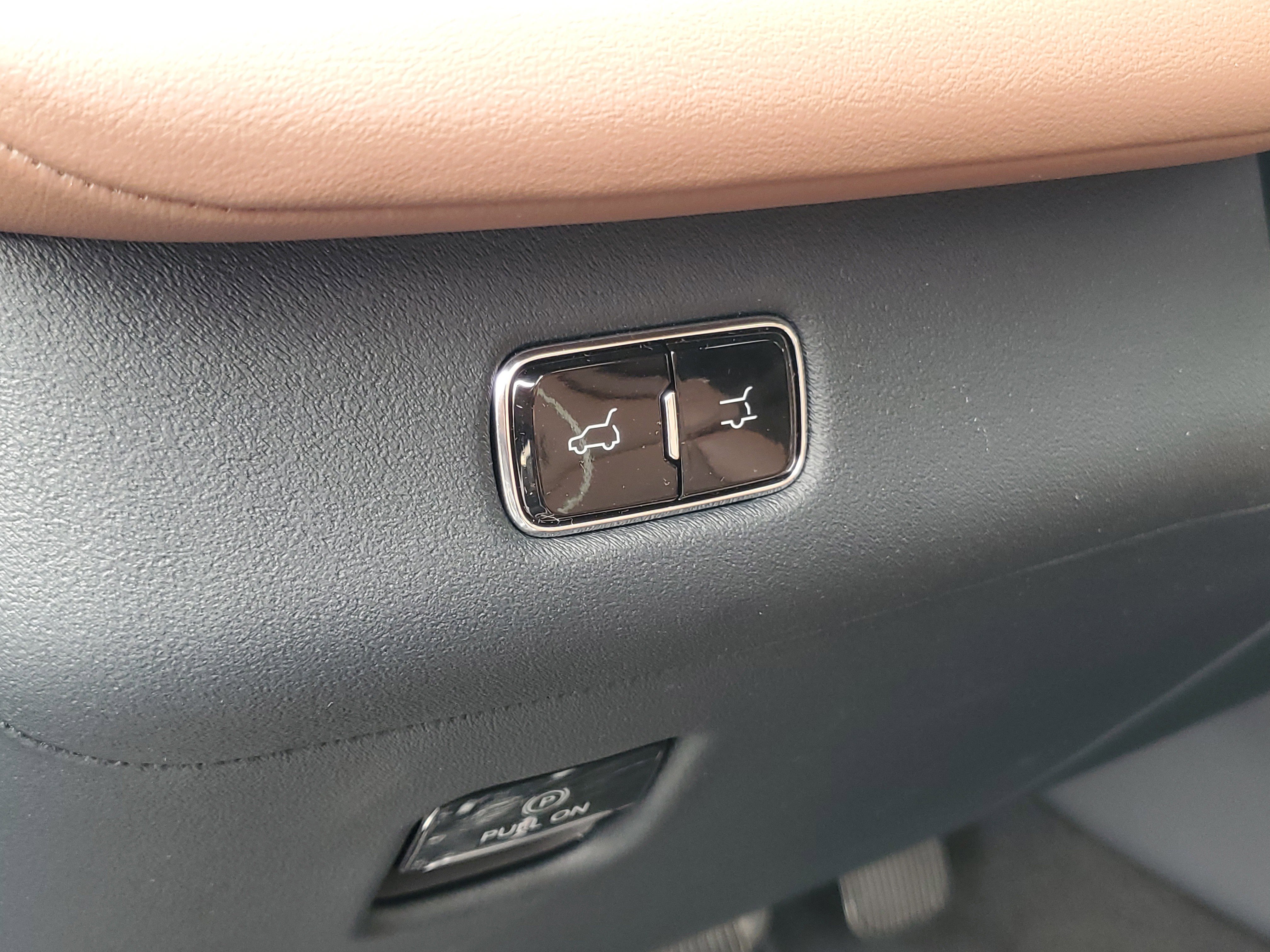 New 2026 Lincoln Navigator L Reserve AWD/4WD image 15