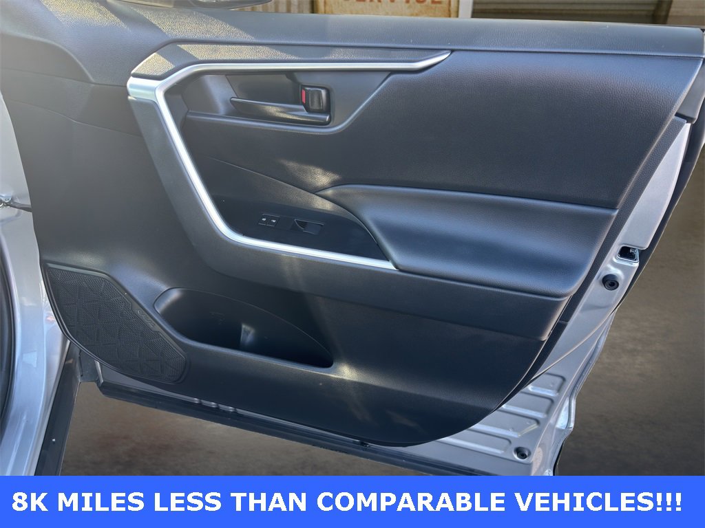 Used 2023 Toyota RAV4 LE image 12