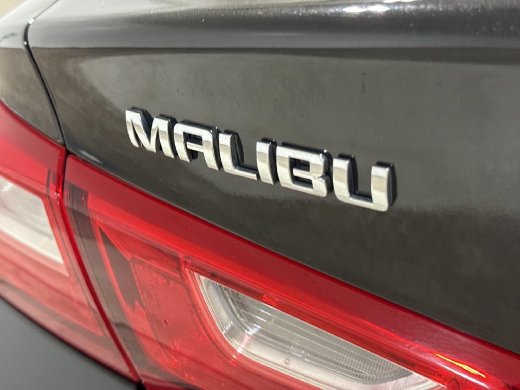 Used 2025 Chevrolet Malibu LT FWD image 25
