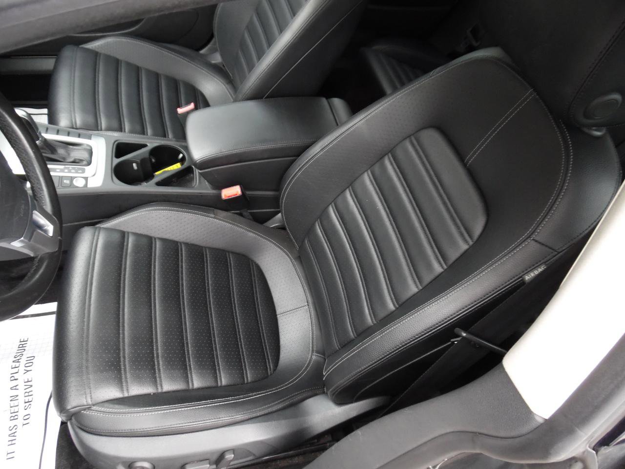 Used 2017 Volkswagen CC Sport image 11