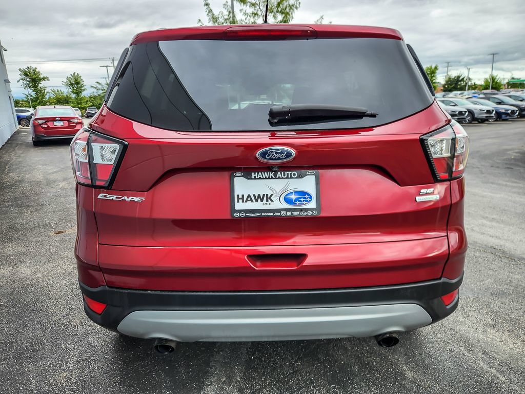 Used 2018 Ford Escape SE FWD image 5
