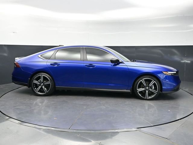 Used 2024 Honda Accord Sport image 4