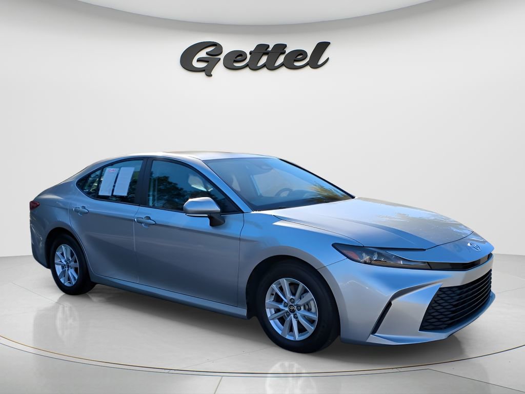 Certified 2025 Toyota Camry LE image 3