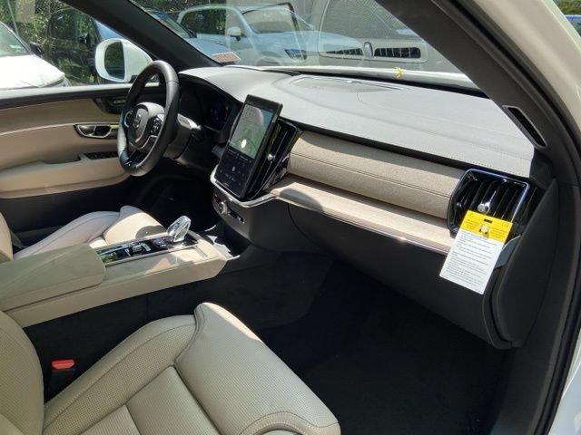 New 2026 Volvo XC90 B6 Ultra w/ Protection Package Premier AWD/4WD image 19