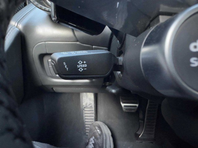 Used 2021 Audi R8 V10 performance image 34