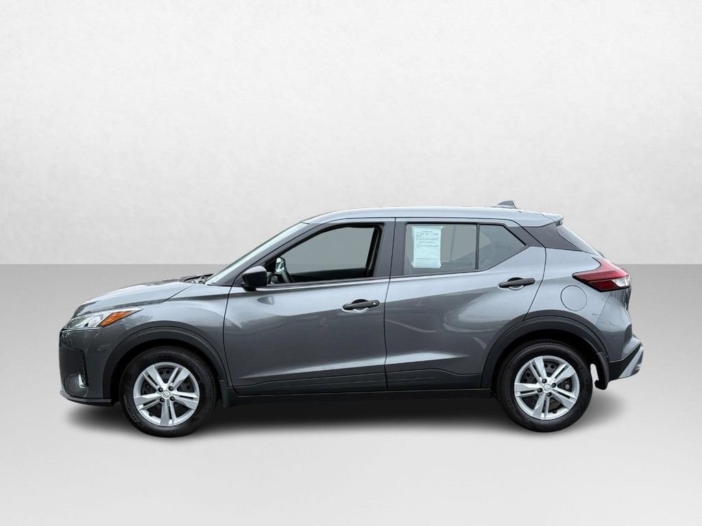 Used 2024 Nissan Kicks S FWD image 2