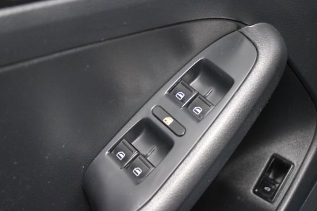 Used 2015 Volkswagen Jetta S FWD image 10