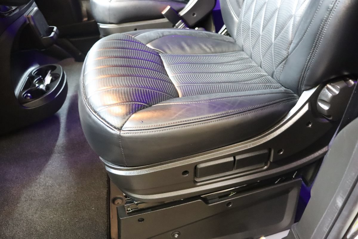 Used 2024 RAM ProMaster 3500 w/ Advanced Safety Group FWD image 35