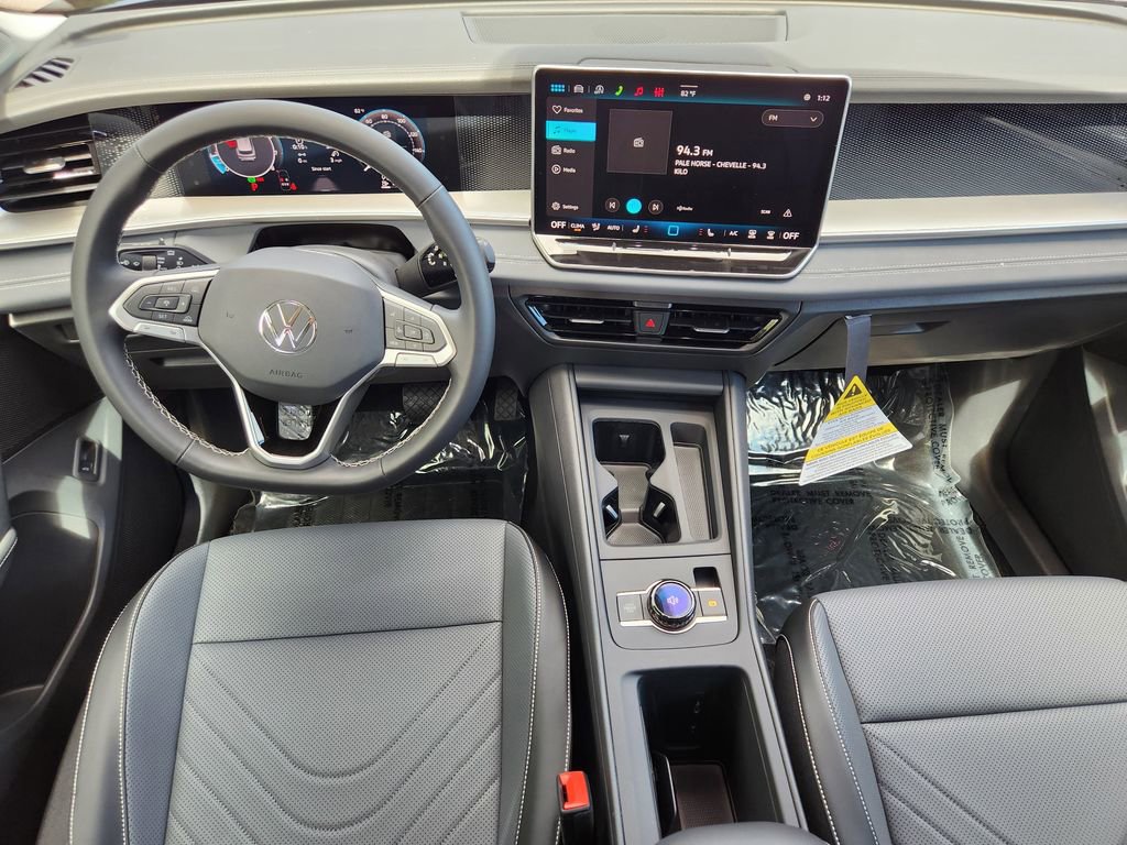 New 2026 Volkswagen Tiguan SE AWD/4WD image 16