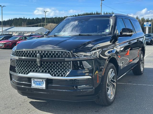Used 2025 Lincoln Navigator L Reserve AWD/4WD image 6