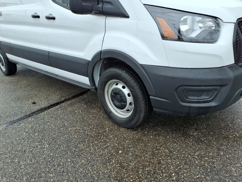 Certified 2025 Ford Transit 250 148 Medium Roof w/ Load Area Protection Package RWD image 5