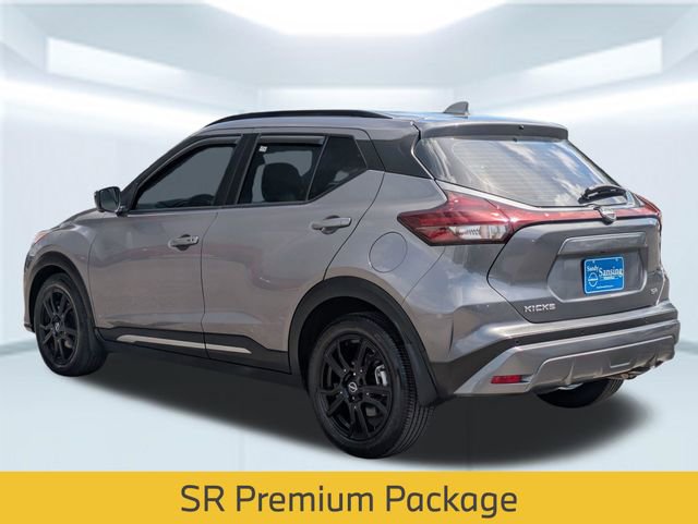 Used 2023 Nissan Kicks SR w/ SR Premium Package FWD image 4