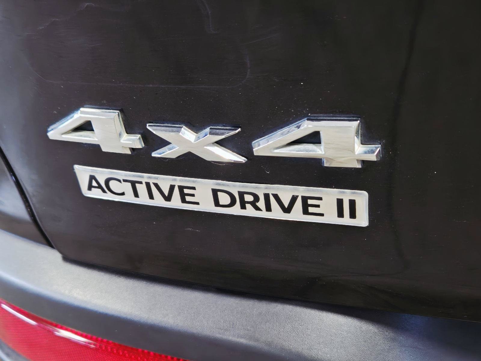 Used 2014 Jeep Cherokee Limited w/ Luxury Group AWD/4WD image 17