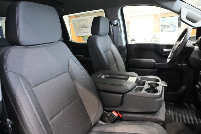 New 2026 Chevrolet Silverado 1500 Custom AWD/4WD image 10