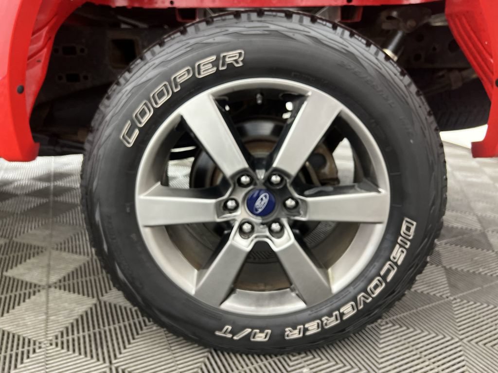 Used 2017 Ford F150 XLT w/ Equipment Group 302A Luxury AWD/4WD image 31