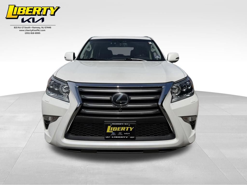 Used 2019 Lexus GX 460 Luxury AWD/4WD image 2
