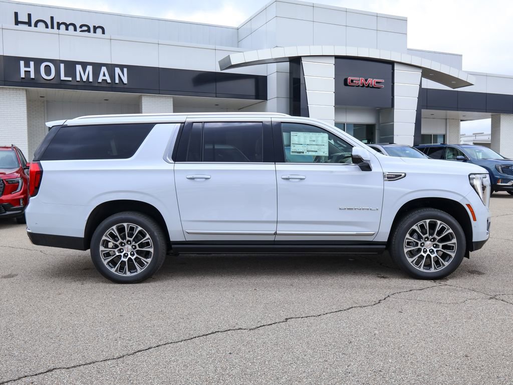 New 2026 GMC Yukon XL Denali image 2