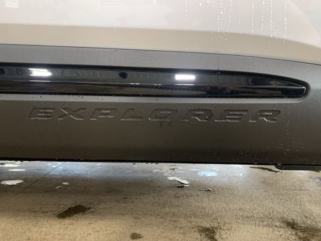 New 2026 Ford Explorer ST-Line image 12