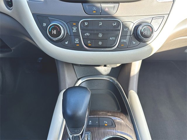 Used 2024 Chevrolet Malibu LT image 18