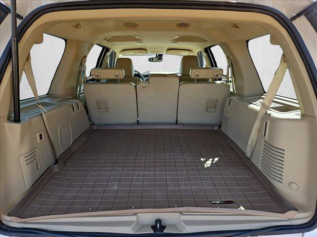 Used 2017 Ford Expedition Limited RWD image 6