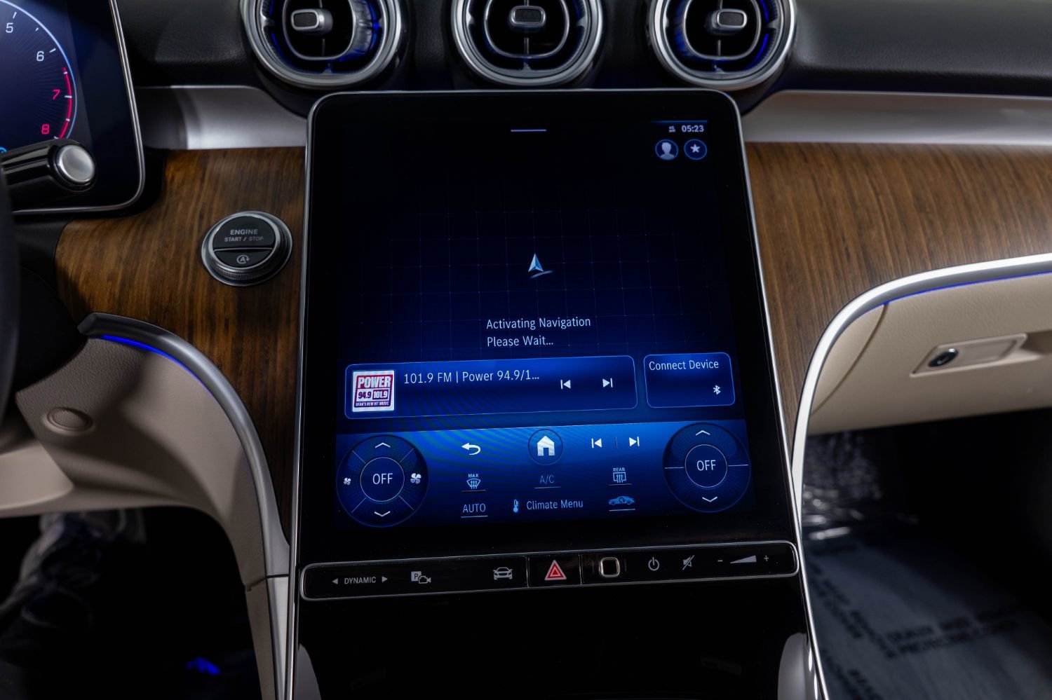 Used 2022 Mercedes-Benz C 300 4MATIC Sedan image 35