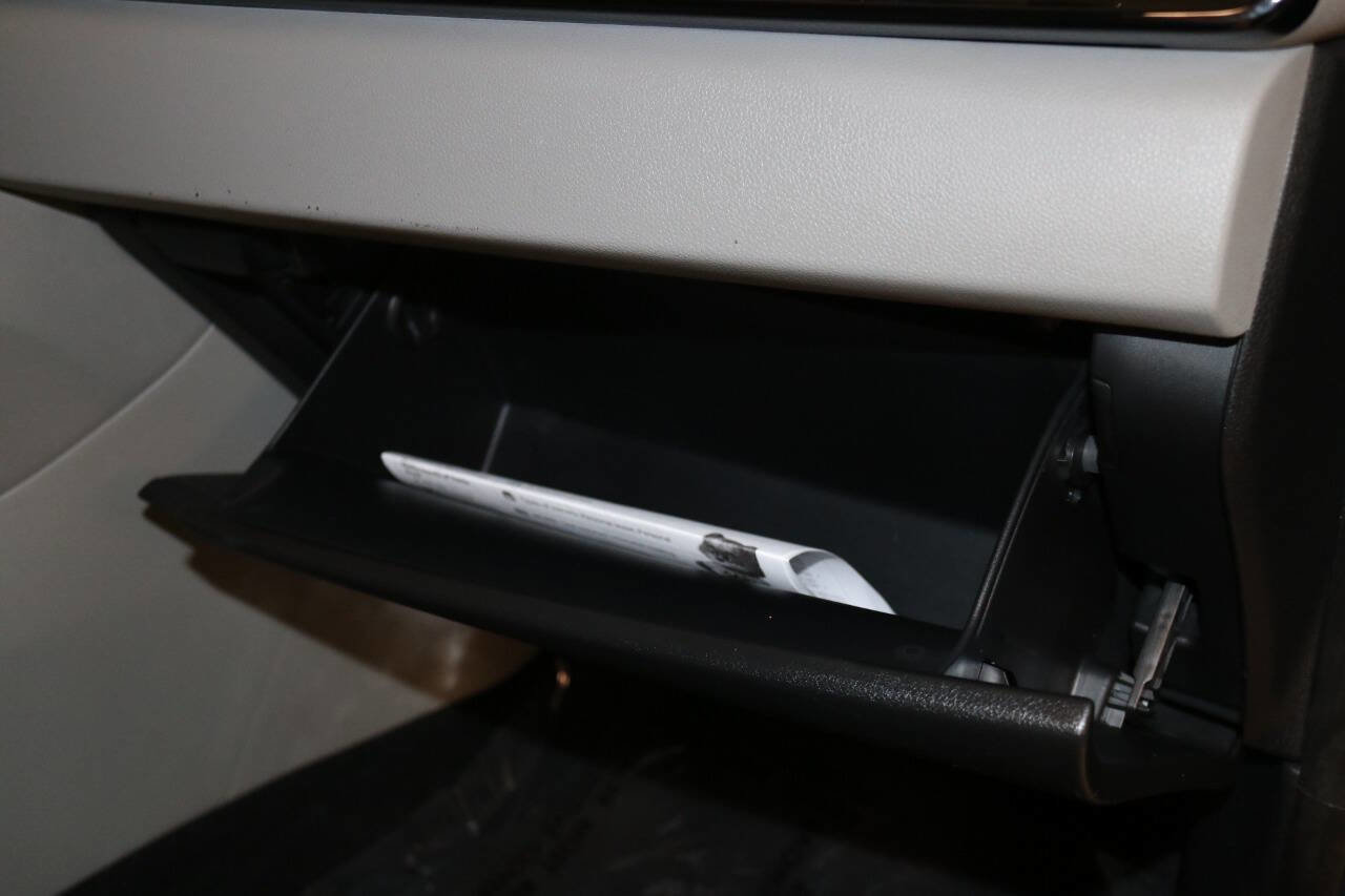 Used 2018 Kia Niro EX Premium image 63