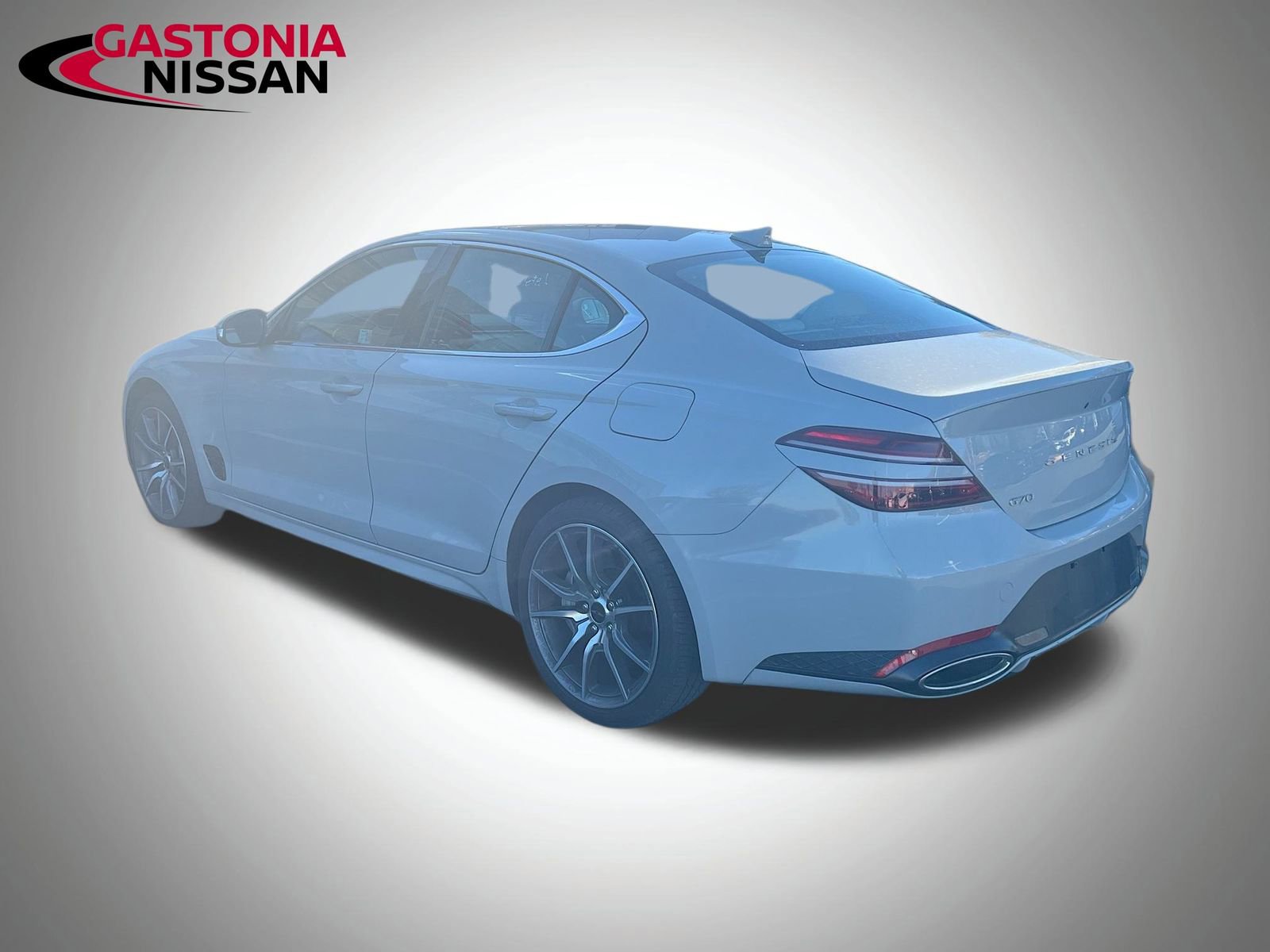 Used 2024 Genesis G70 2.5T image 6