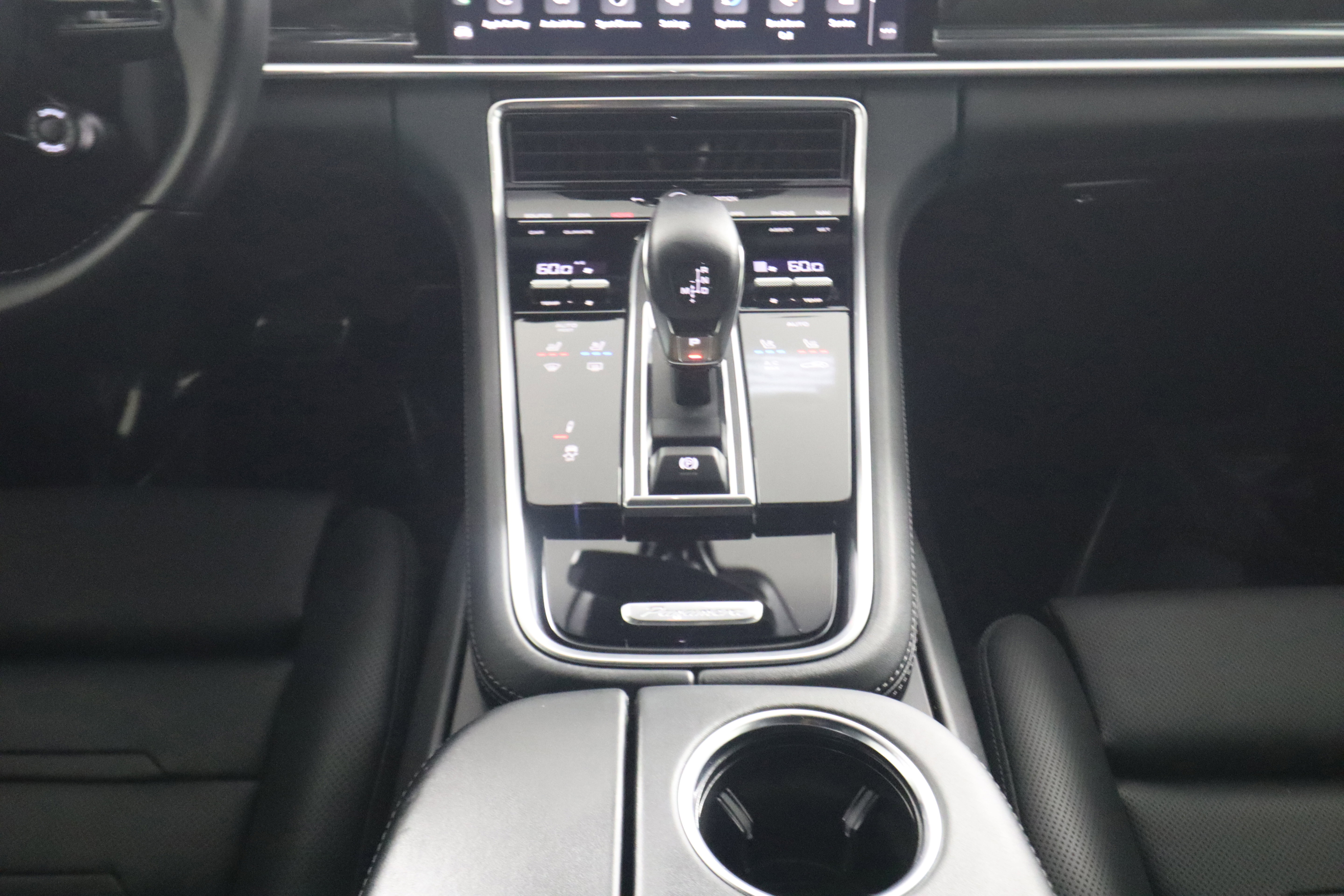 Certified 2022 Porsche Panamera Turbo S image 19