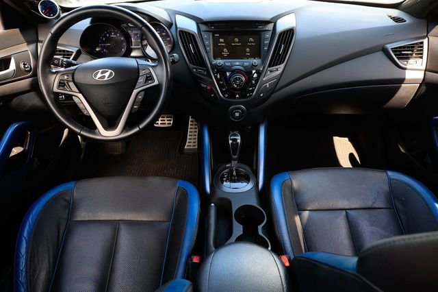 Used 2014 Hyundai Veloster Turbo image 2