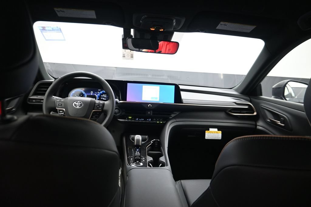New 2027 Toyota Crown AWD/4WD image 14
