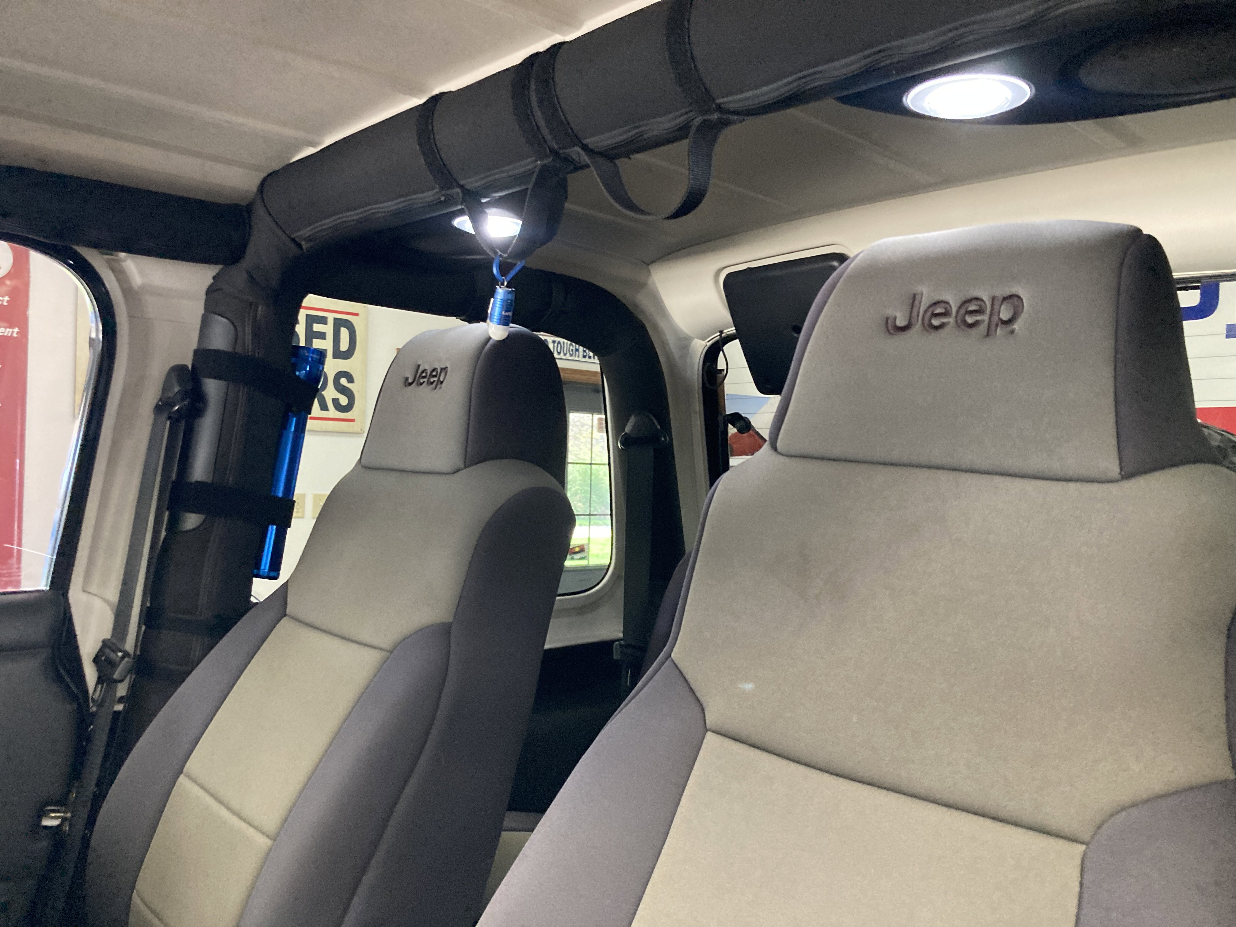 Used 2006 Jeep Wrangler Rubicon AWD/4WD image 14