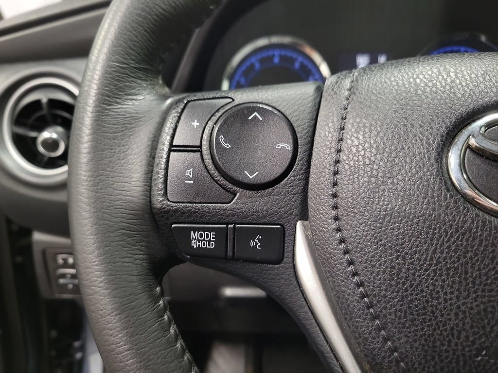 Used 2018 Toyota Corolla SE FWD image 23