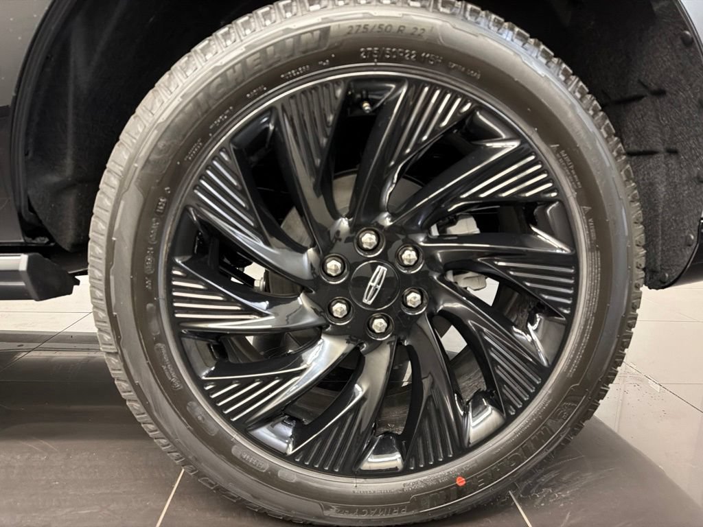 New 2026 Lincoln Navigator Reserve w/ Jet Appearance Package AWD/4WD image 7