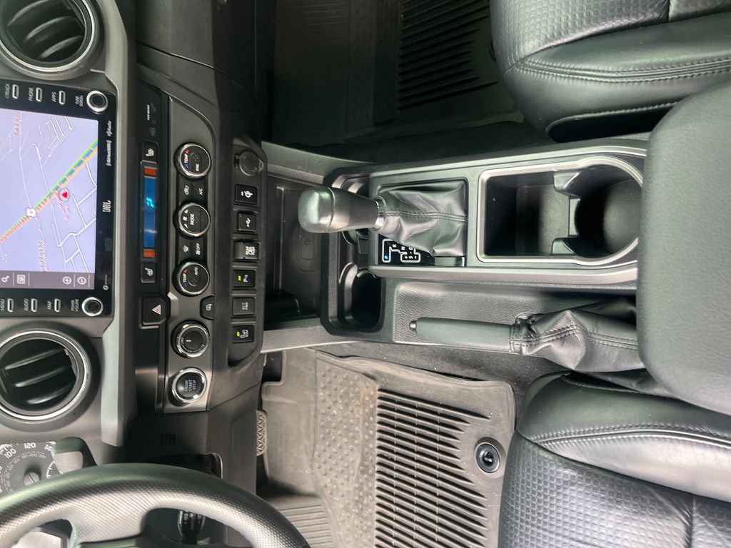 Used 2020 Toyota Tacoma TRD Sport w/ TRD Premium Sport Package AWD/4WD image 29