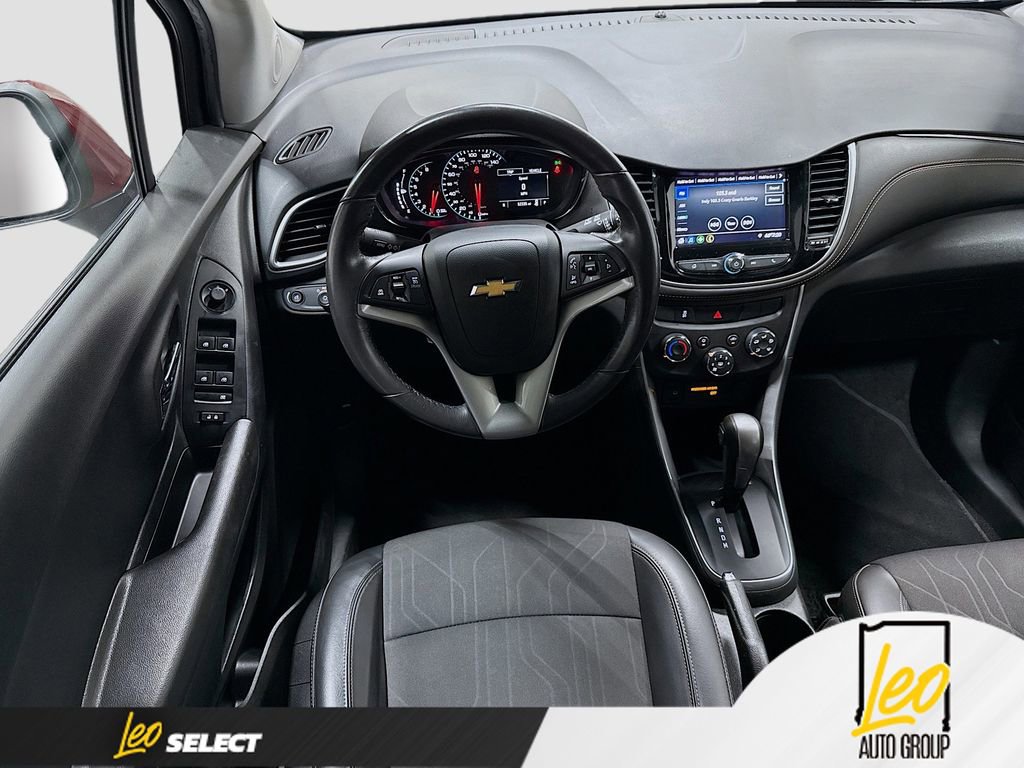 Used 2022 Chevrolet Trax LT w/ LT Convenience Package AWD/4WD image 20