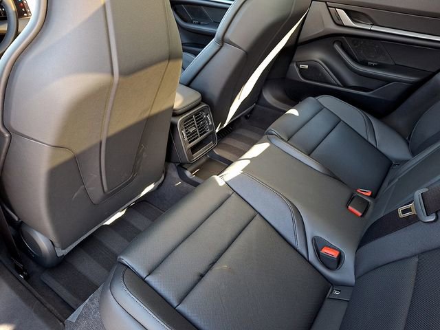 New 2025 Porsche Taycan image 12