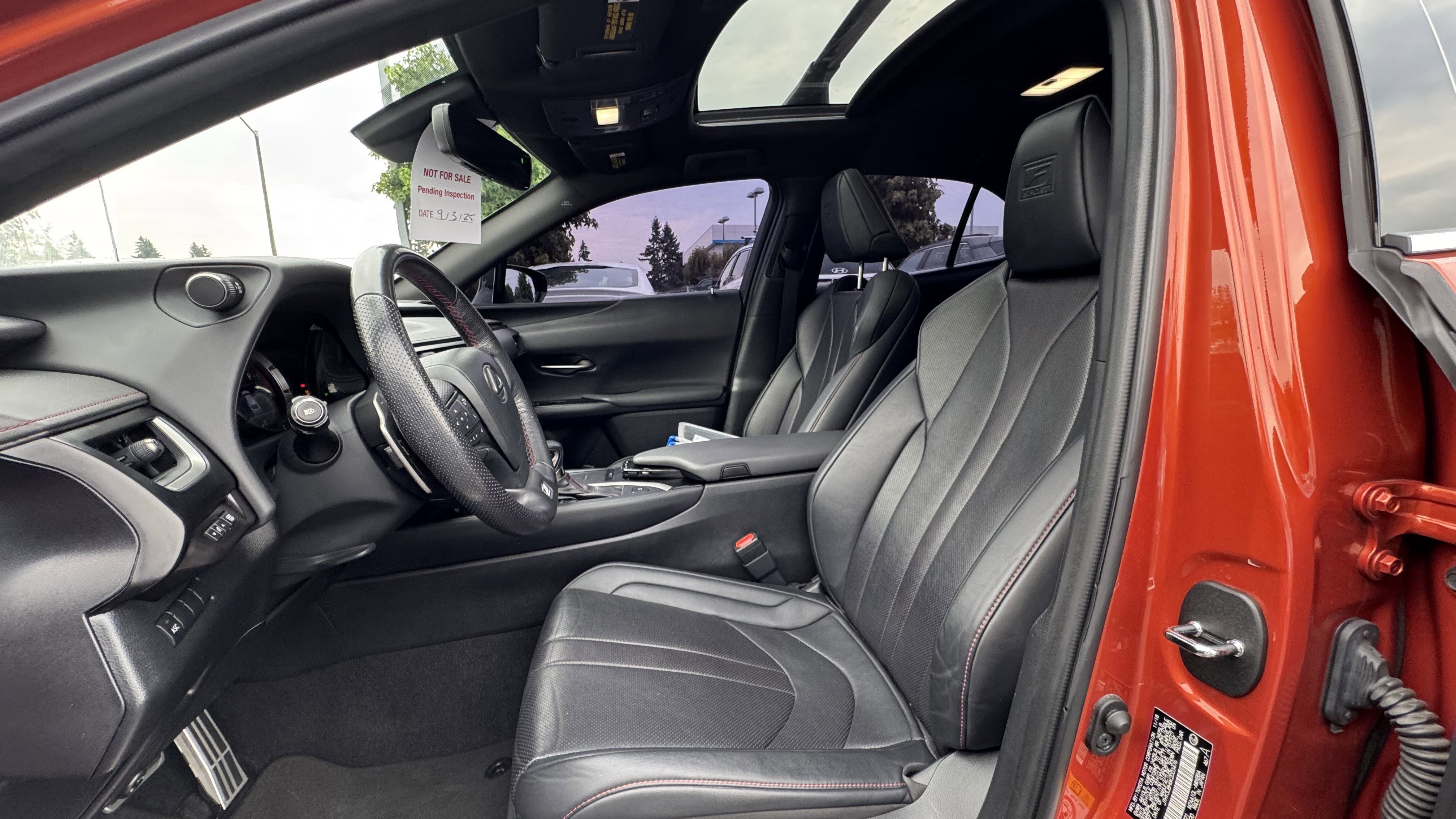 Used 2019 Lexus UX 200 F Sport image 18