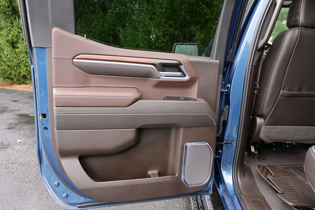 Used 2026 GMC Sierra 1500 Denali w/ Denali Reserve Package AWD/4WD image 14