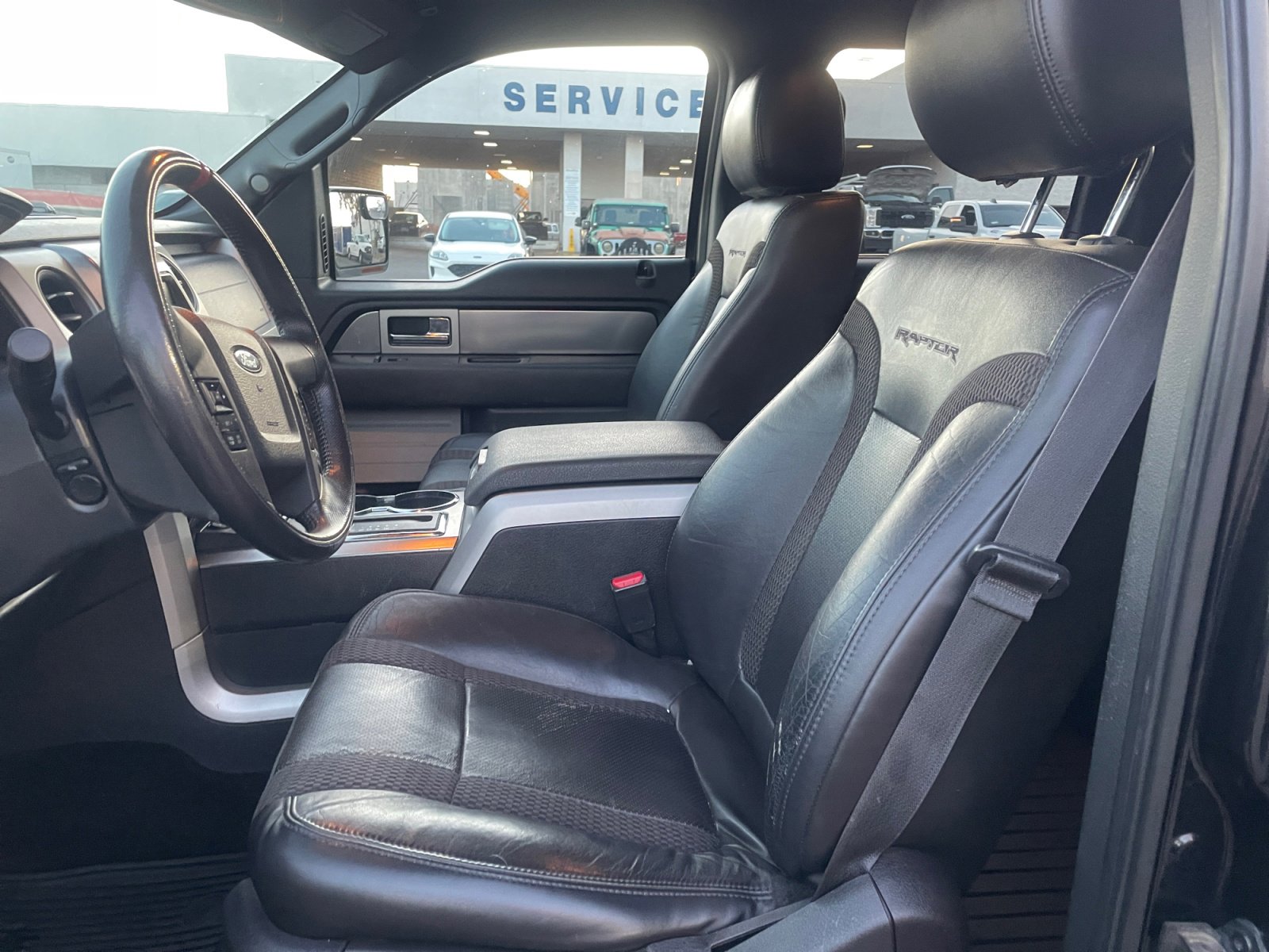 Used 2014 Ford F150 Raptor w/ Equipment Group 801A Luxury AWD/4WD image 15