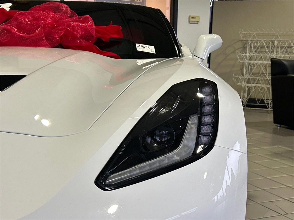 Used 2018 Chevrolet Corvette Stingray Coupe w/ 1LT image 10