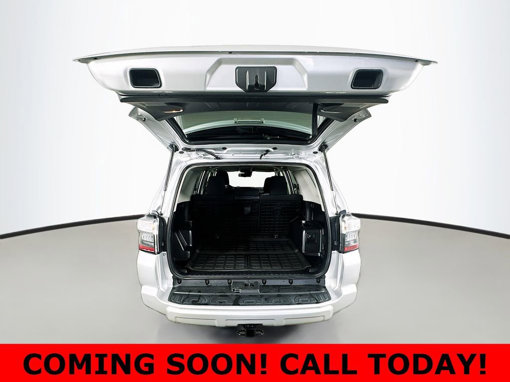 Used 2022 Toyota 4Runner TRD Off-Road image 30