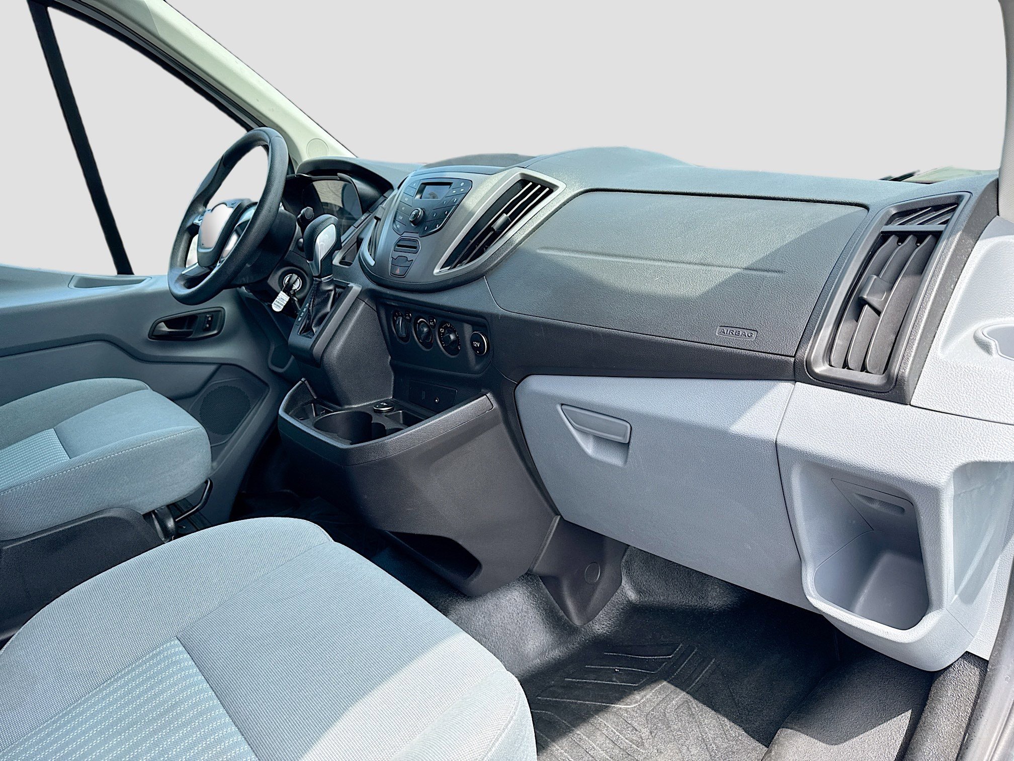 Used 2015 Ford Transit 350 XL image 6