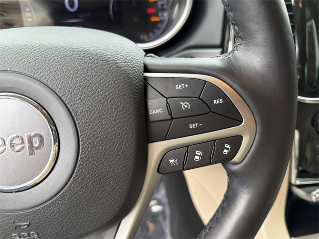 Used 2021 Jeep Grand Cherokee Limited w/ Luxury Group II image 25