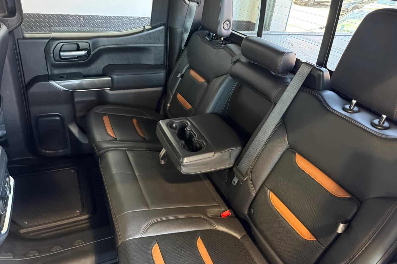 Used 2021 GMC Sierra 1500 AT4 w/ AT4 Preferred Package AWD/4WD image 4