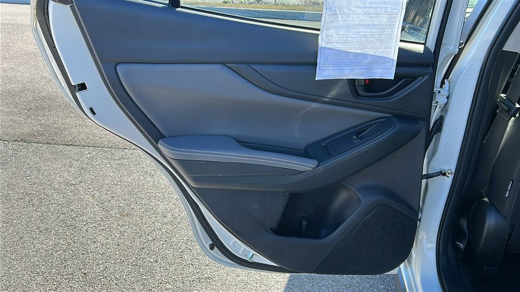 Used 2022 Subaru Crosstrek 2.5i Sport w/ Moonroof Package image 21